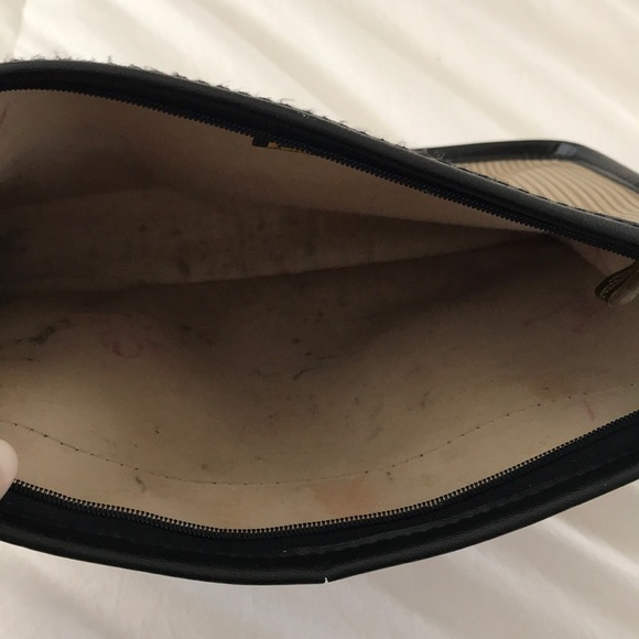 Authentic Fendi makeup bag - Picture 9 of 13